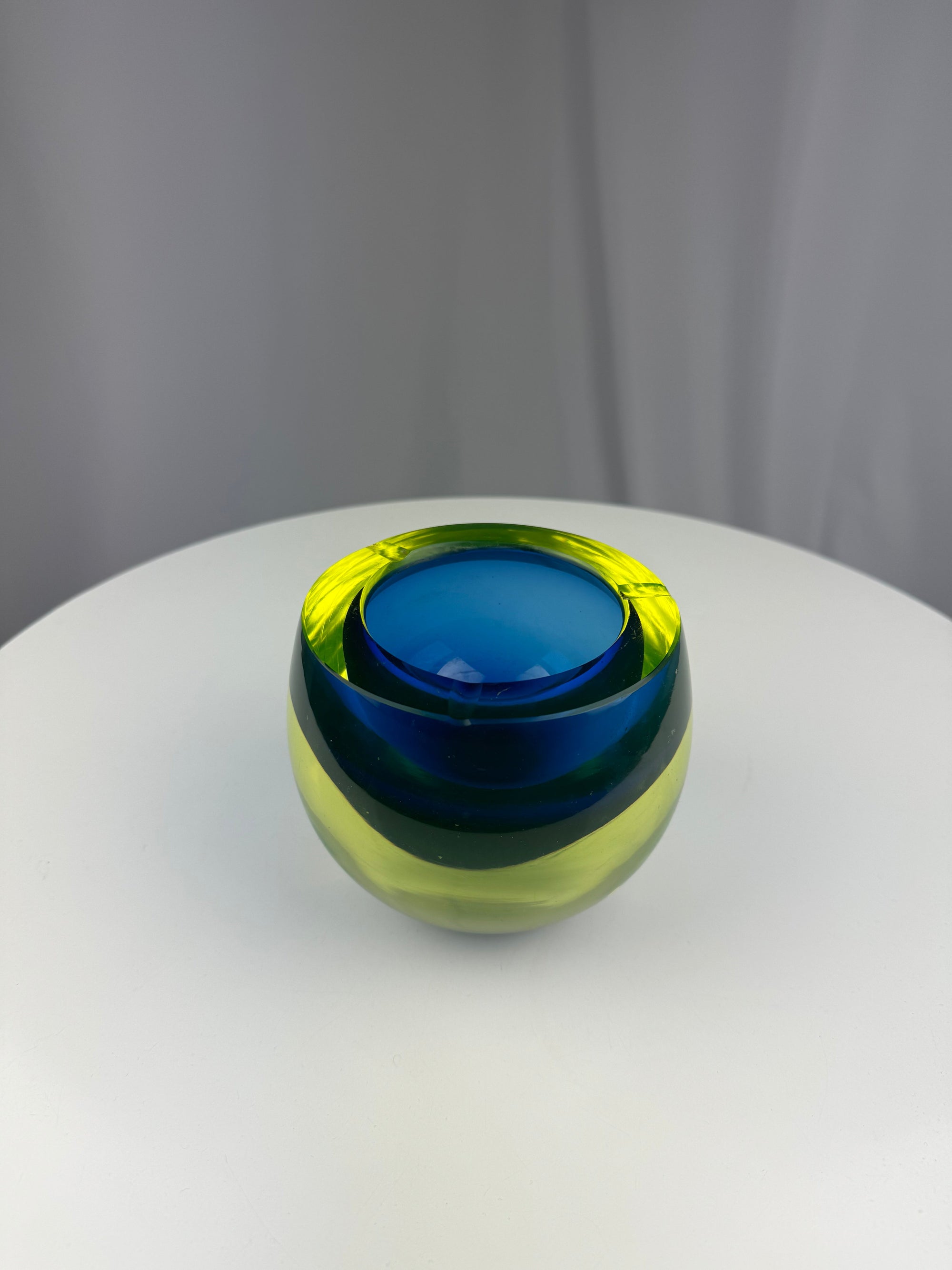 Objects & Decor
