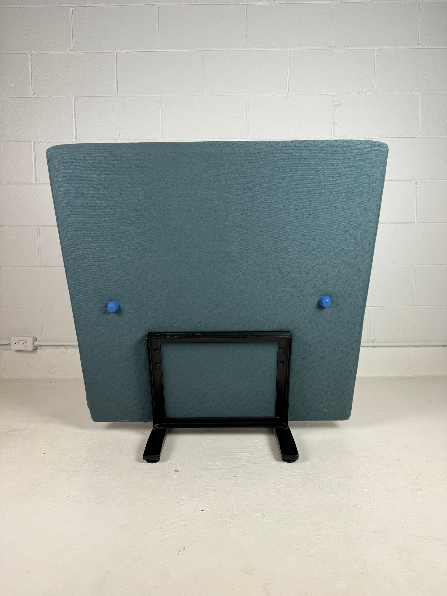 Stefan Siwinski 90's Prototype Chair Square