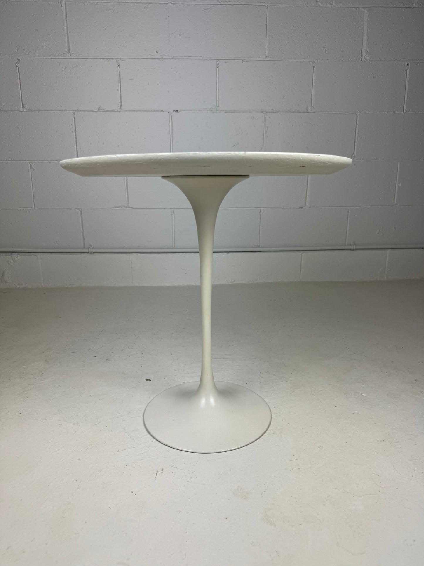 Knoll Saarinen Tulip Side Table 20" Vintage