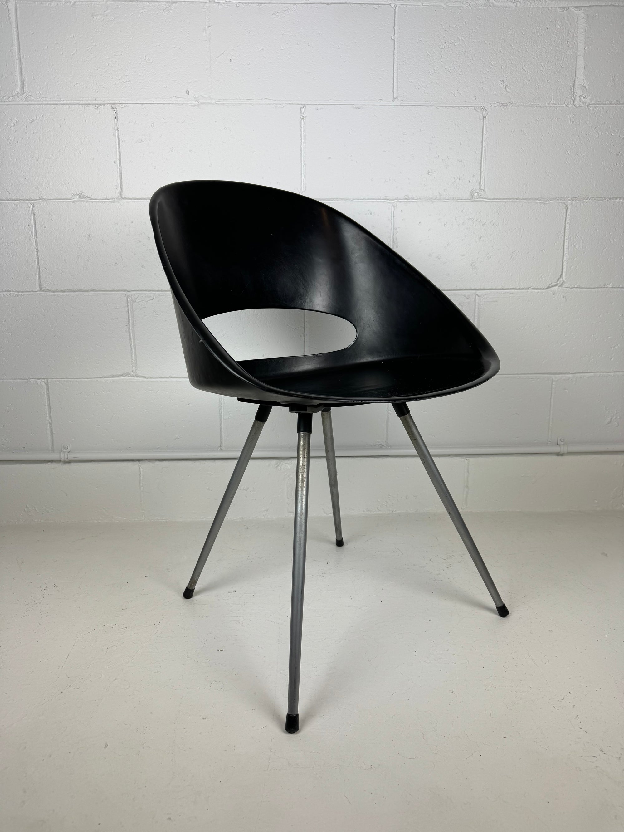 Rare Fibreglass Side Chair by Kai Lyngfeldt Larsen for Søborg Denmark