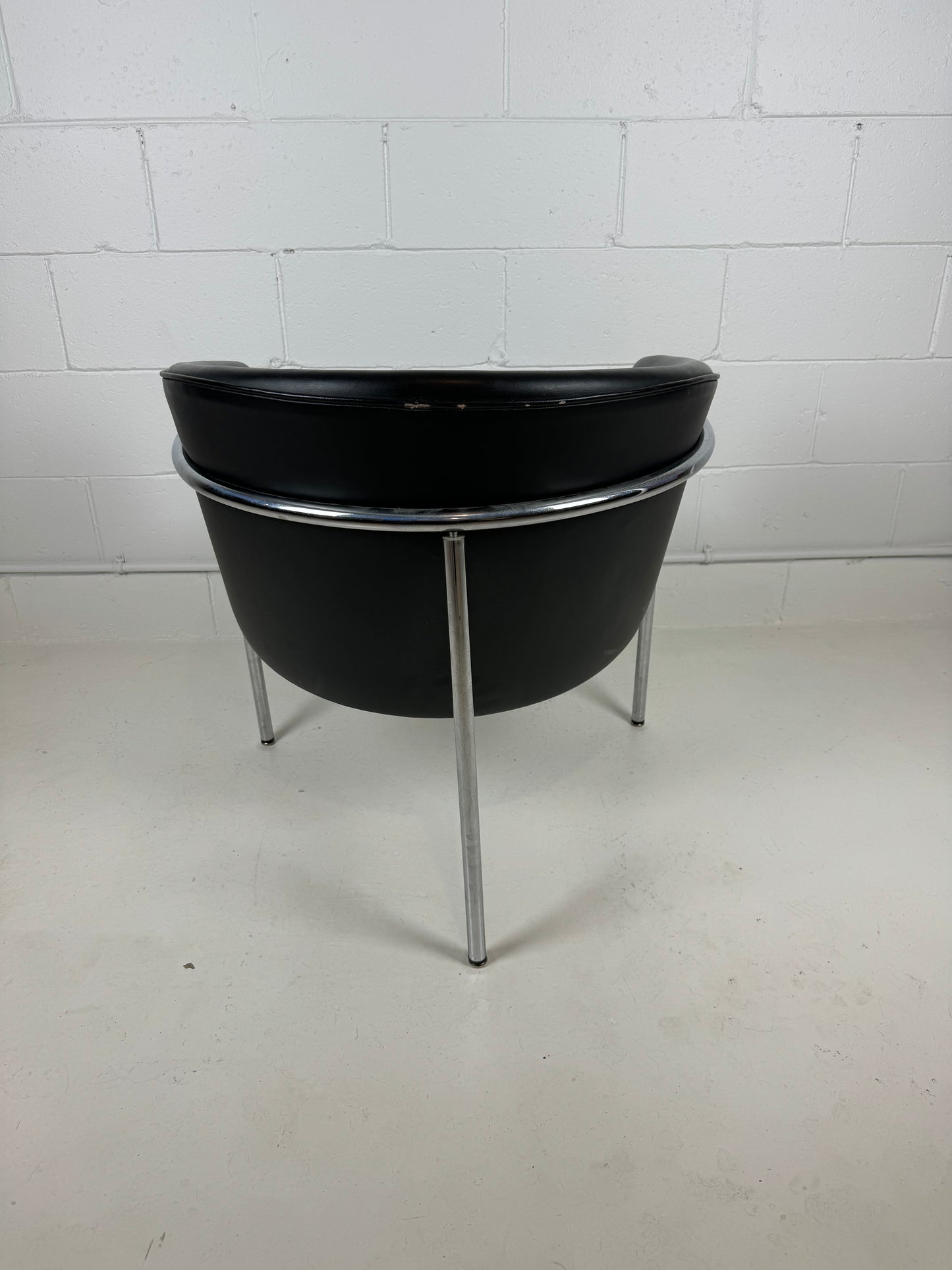 Court Noxon Tripod Tub Chair for Metalsmiths
