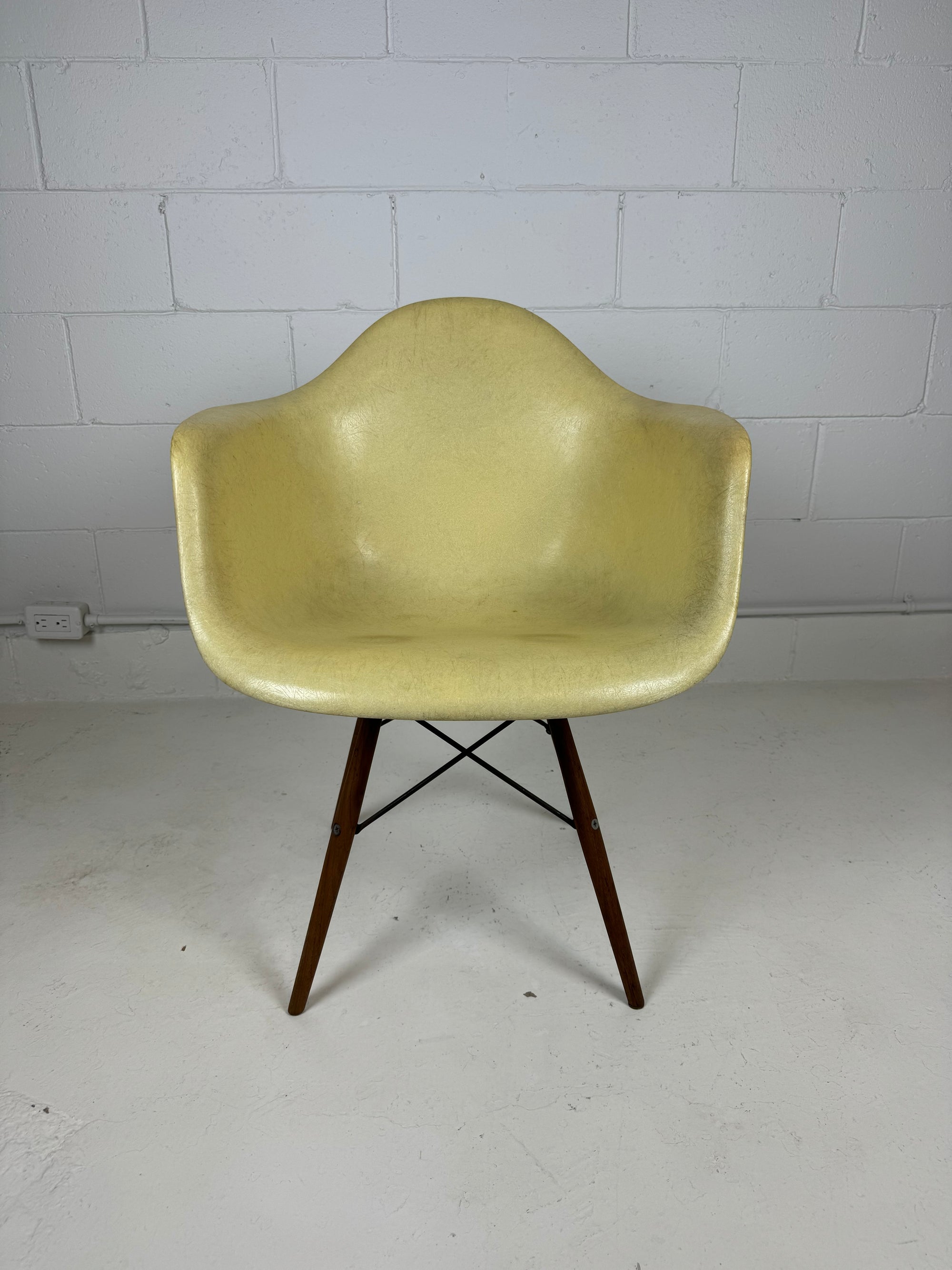 Early Eames Rope Edge Armchair