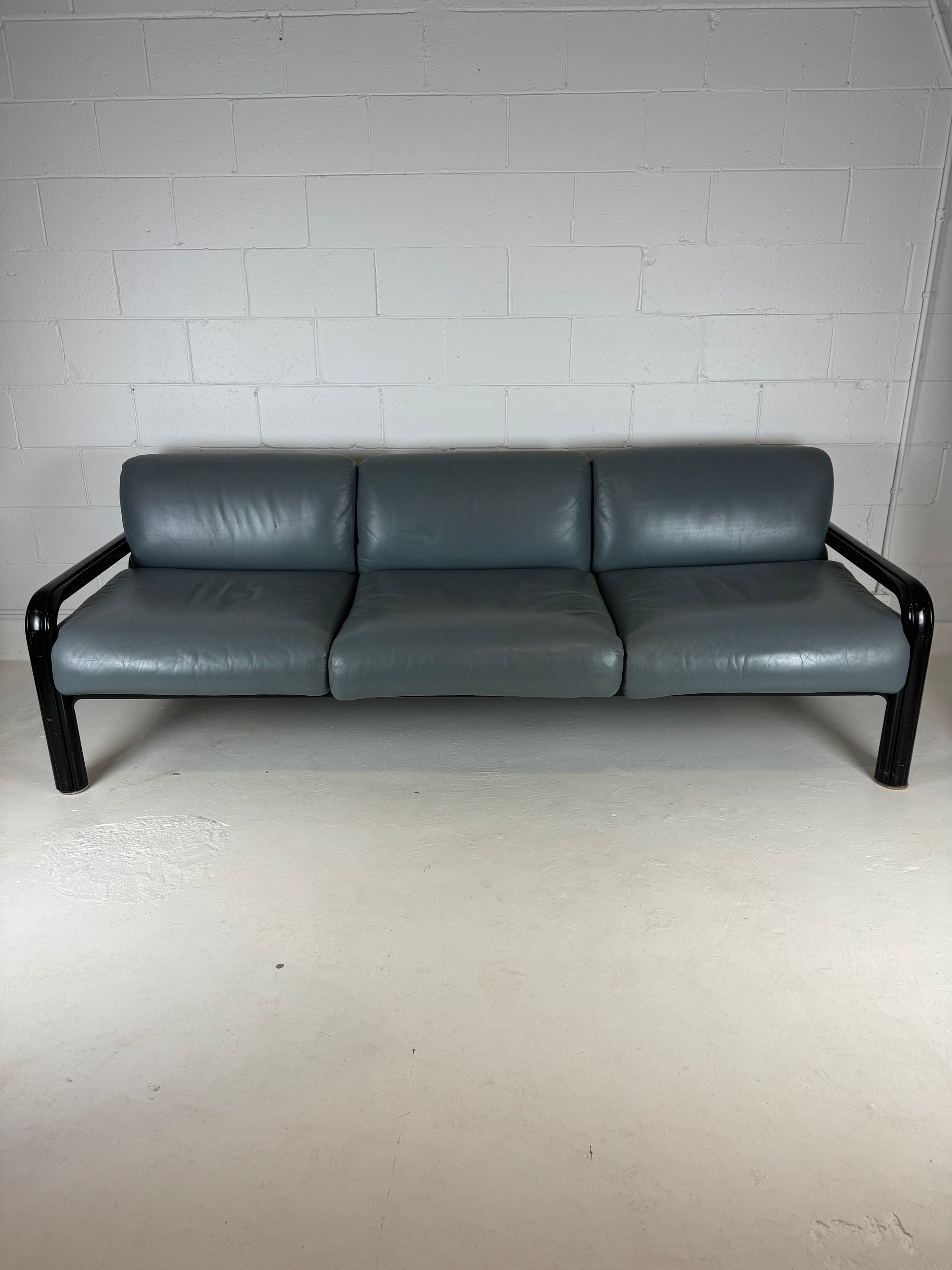 Gae Aulenti Vintage Grey Leather 3 Seat Sofa for Knoll