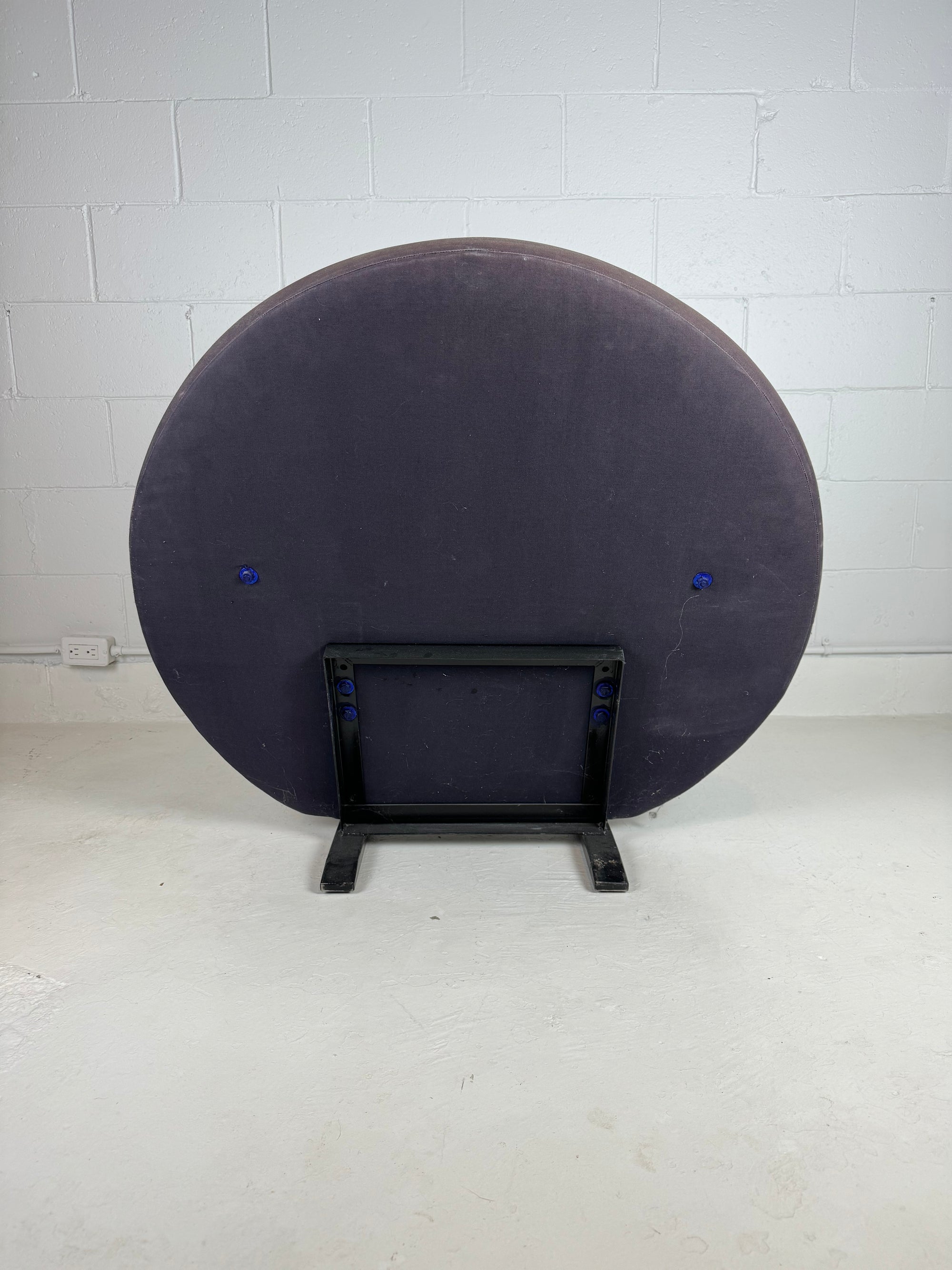 Stefan Siwinski 90's Prototype Chair Round Memphis Style 2