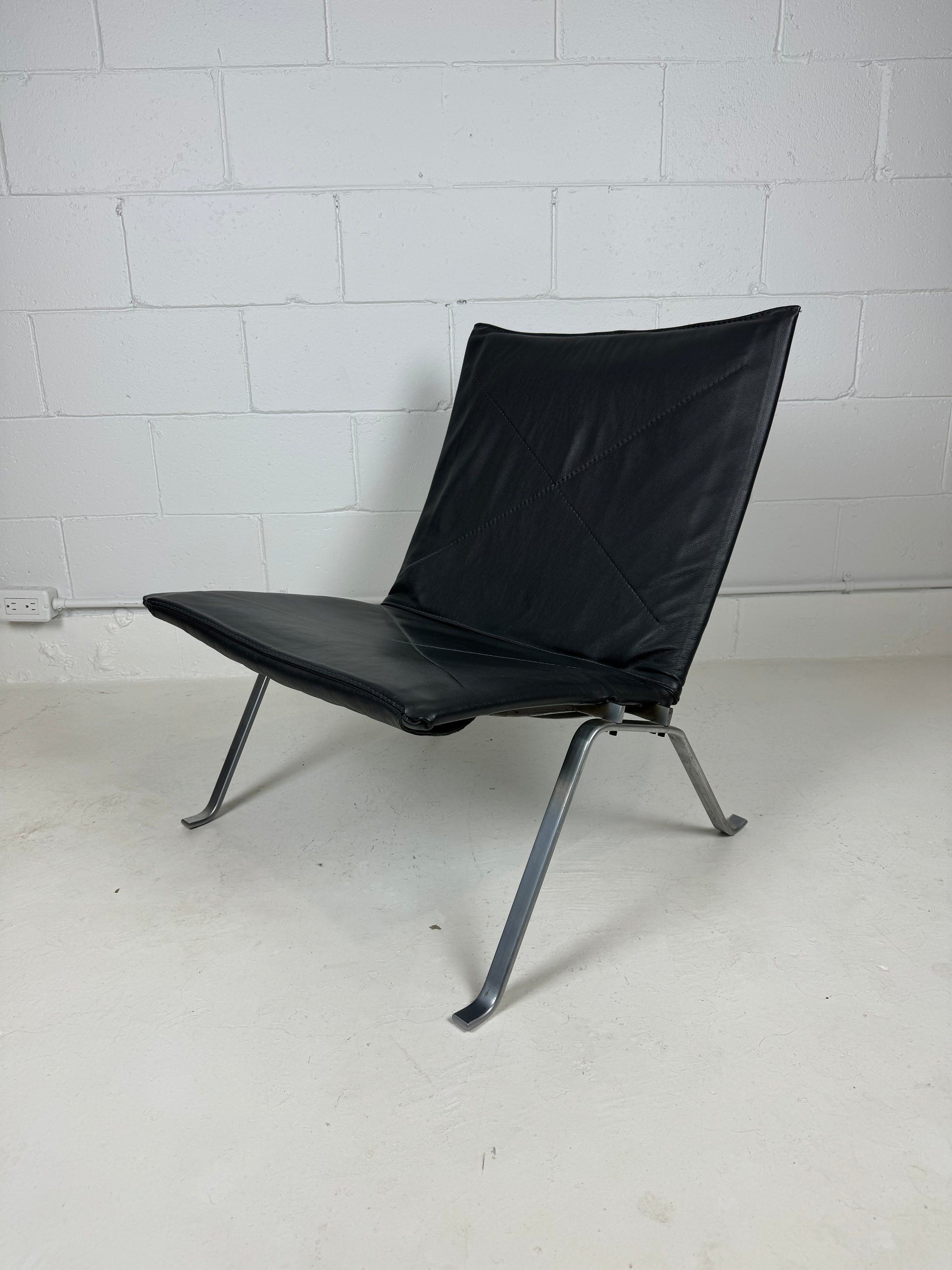 Poul Kjærholm PK22 Lounge Chair EKC Production