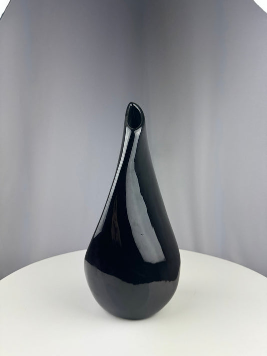Black Wavy Vase