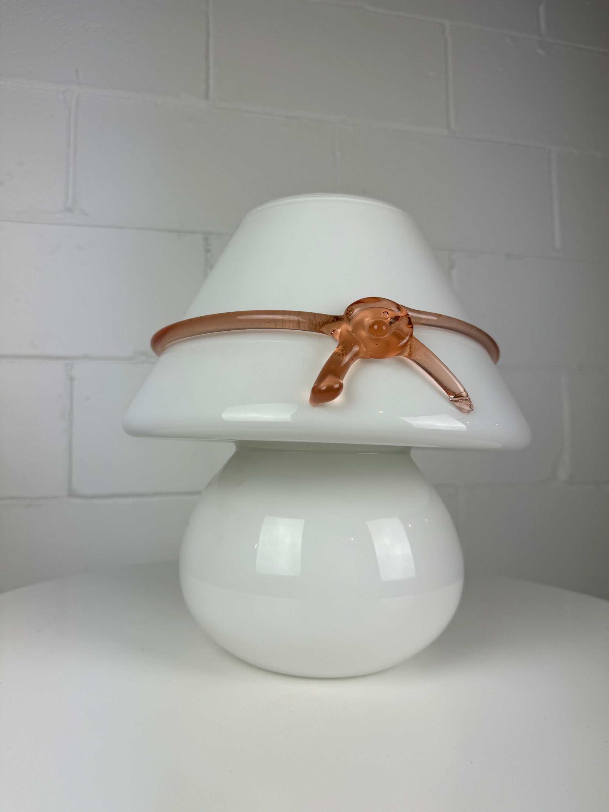 Murano Mushroom Bowtie Table Lamp