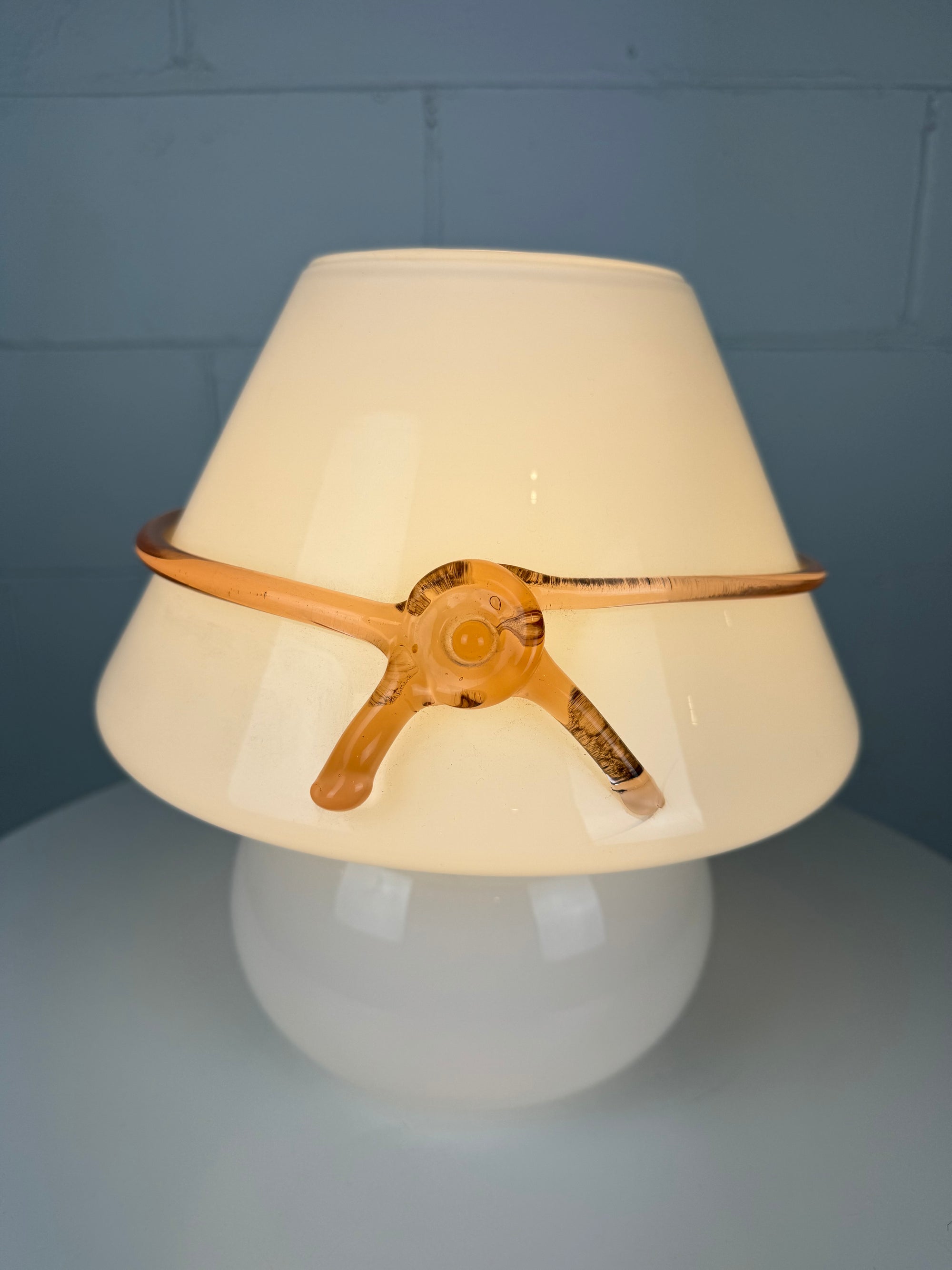 Murano Mushroom Bowtie Table Lamp