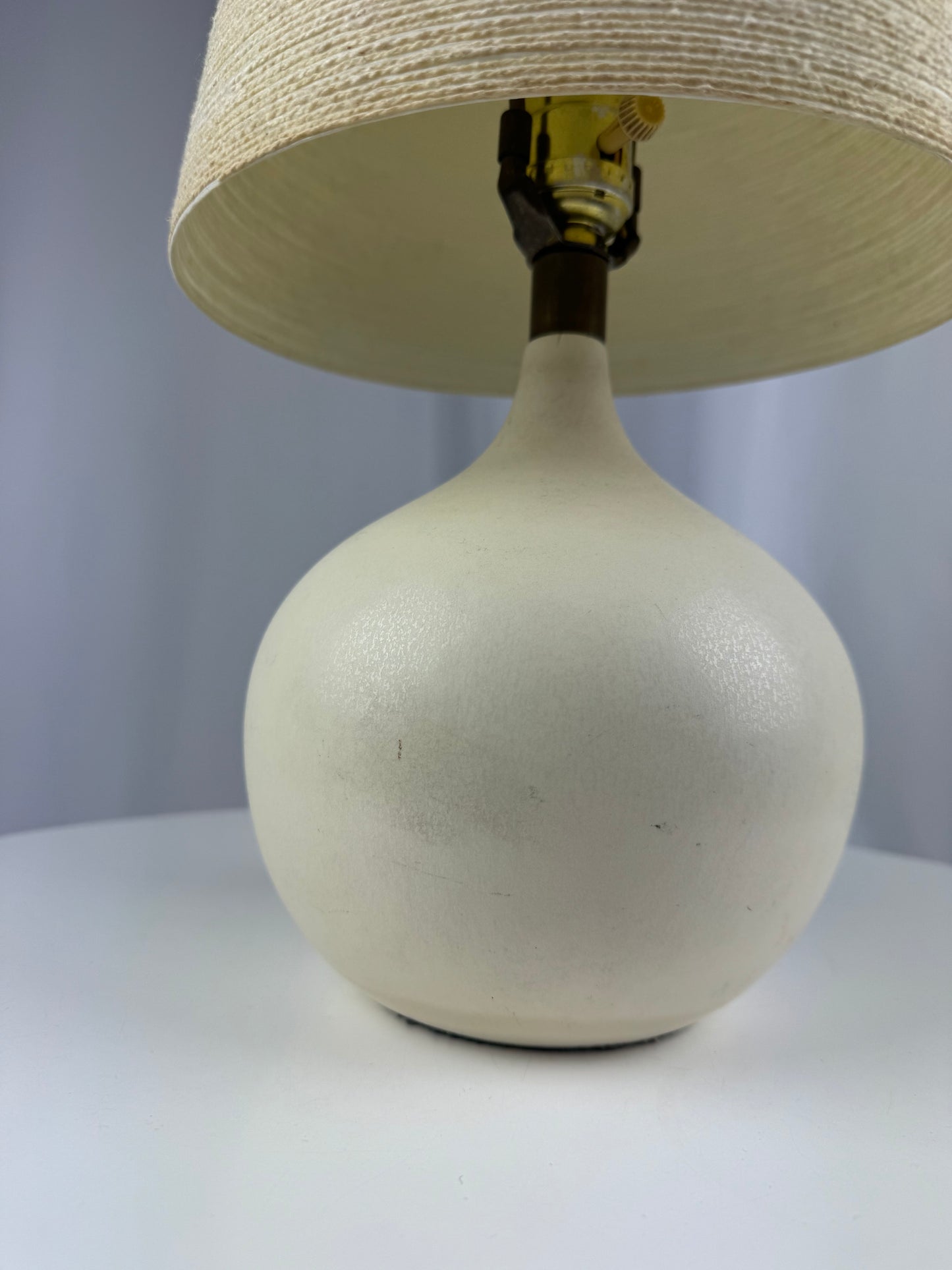 Small White Lotte Lamp