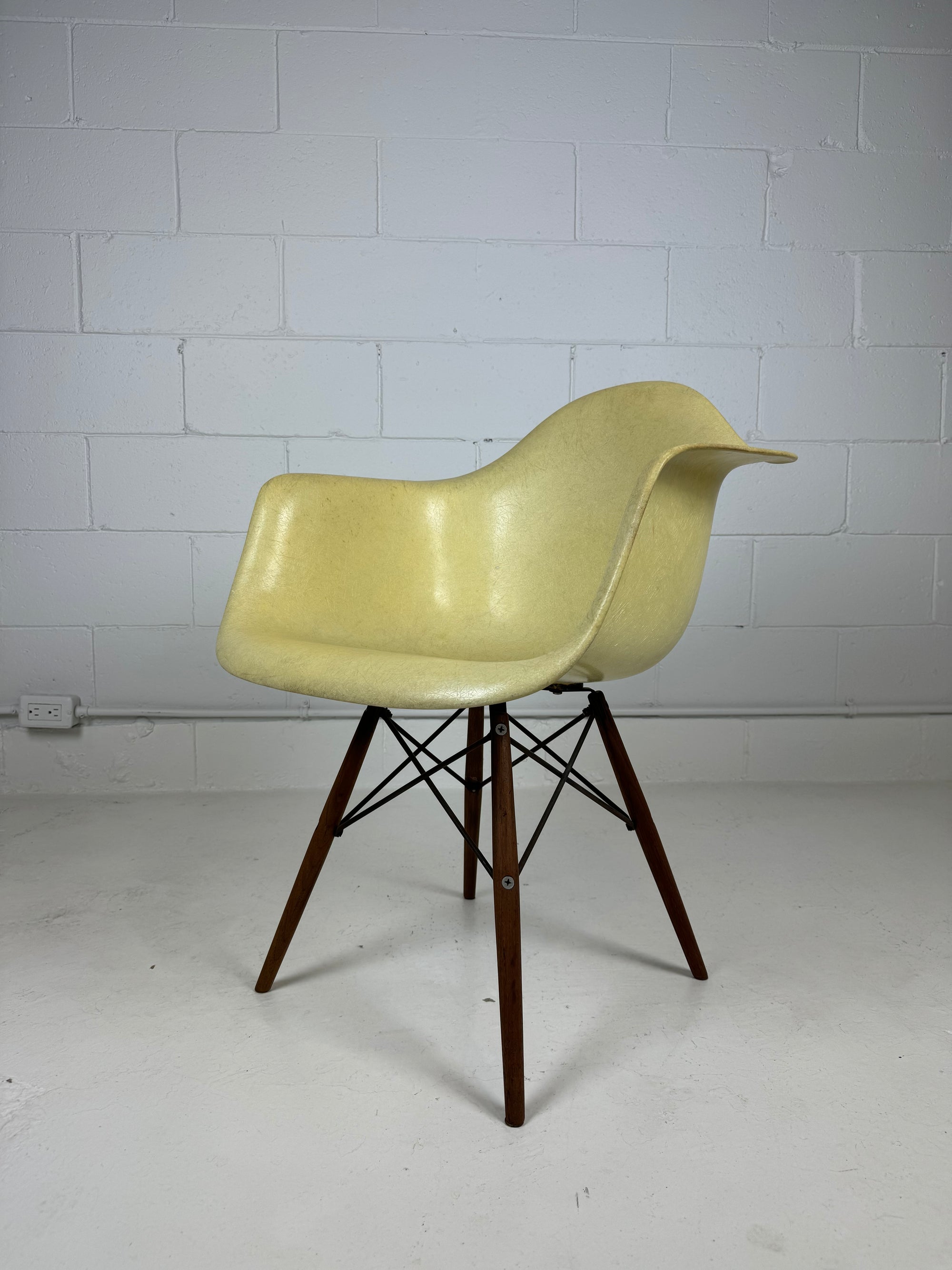 Early Eames Rope Edge Armchair