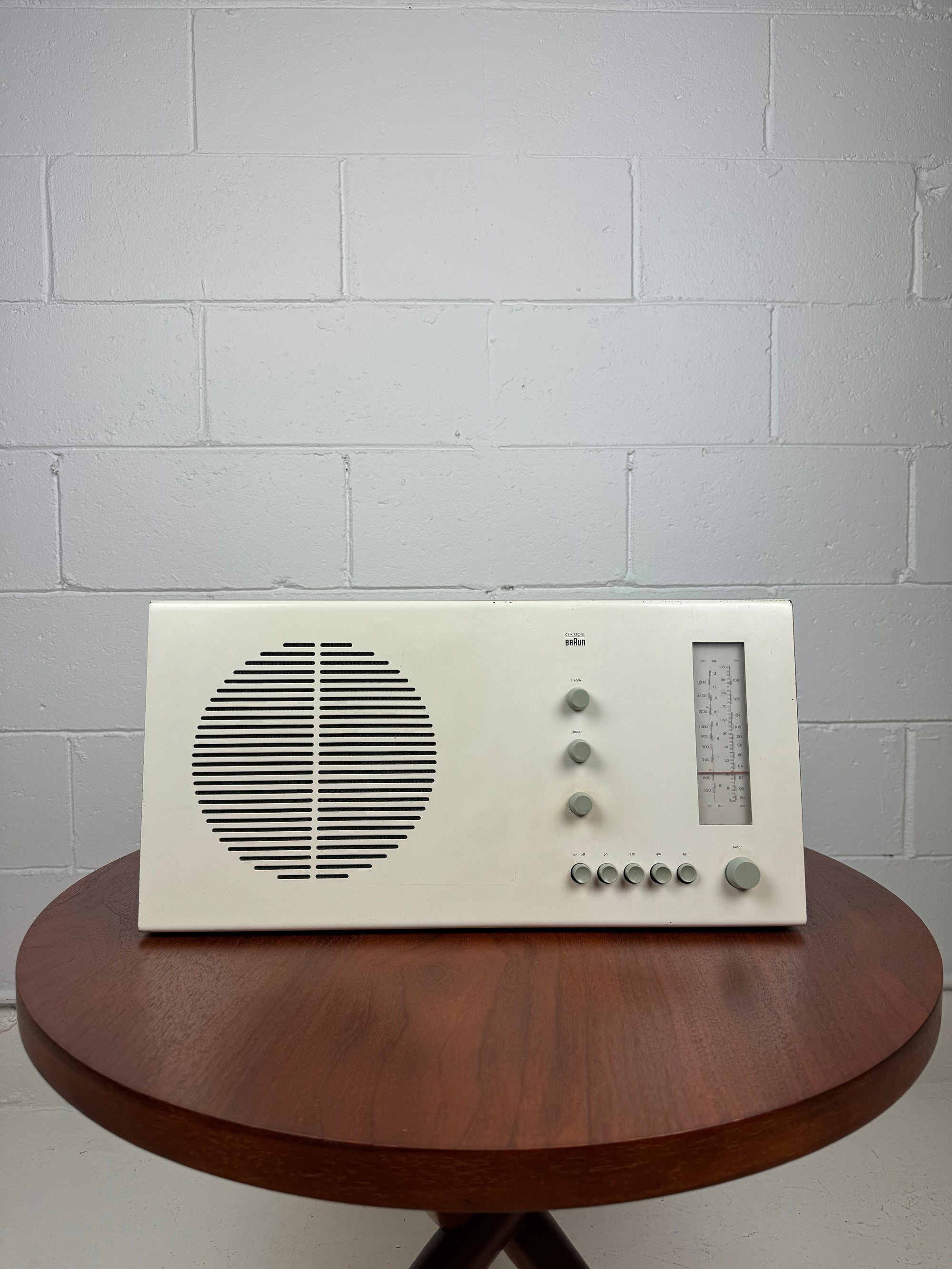 Vintage Braun Clairtone RT 20C Radio