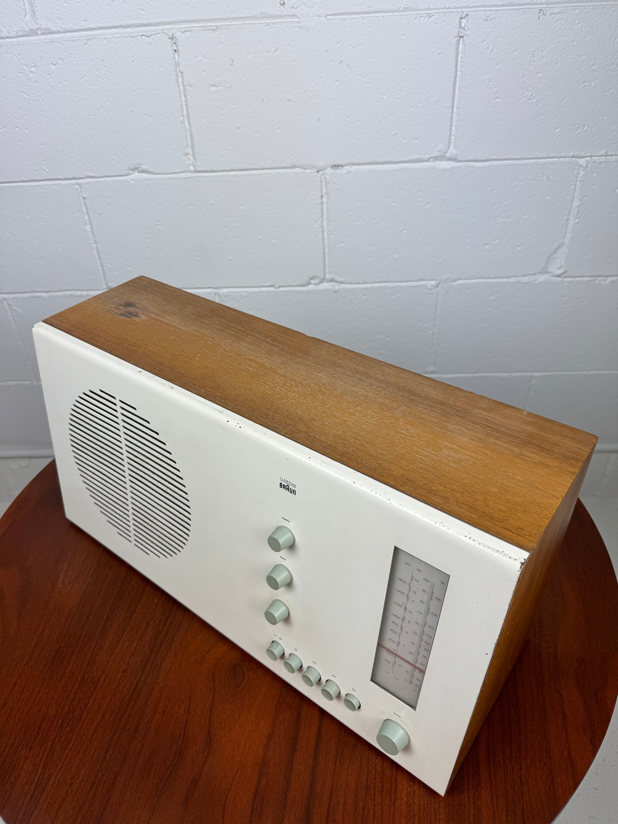 Vintage Braun Clairtone RT 20C Radio