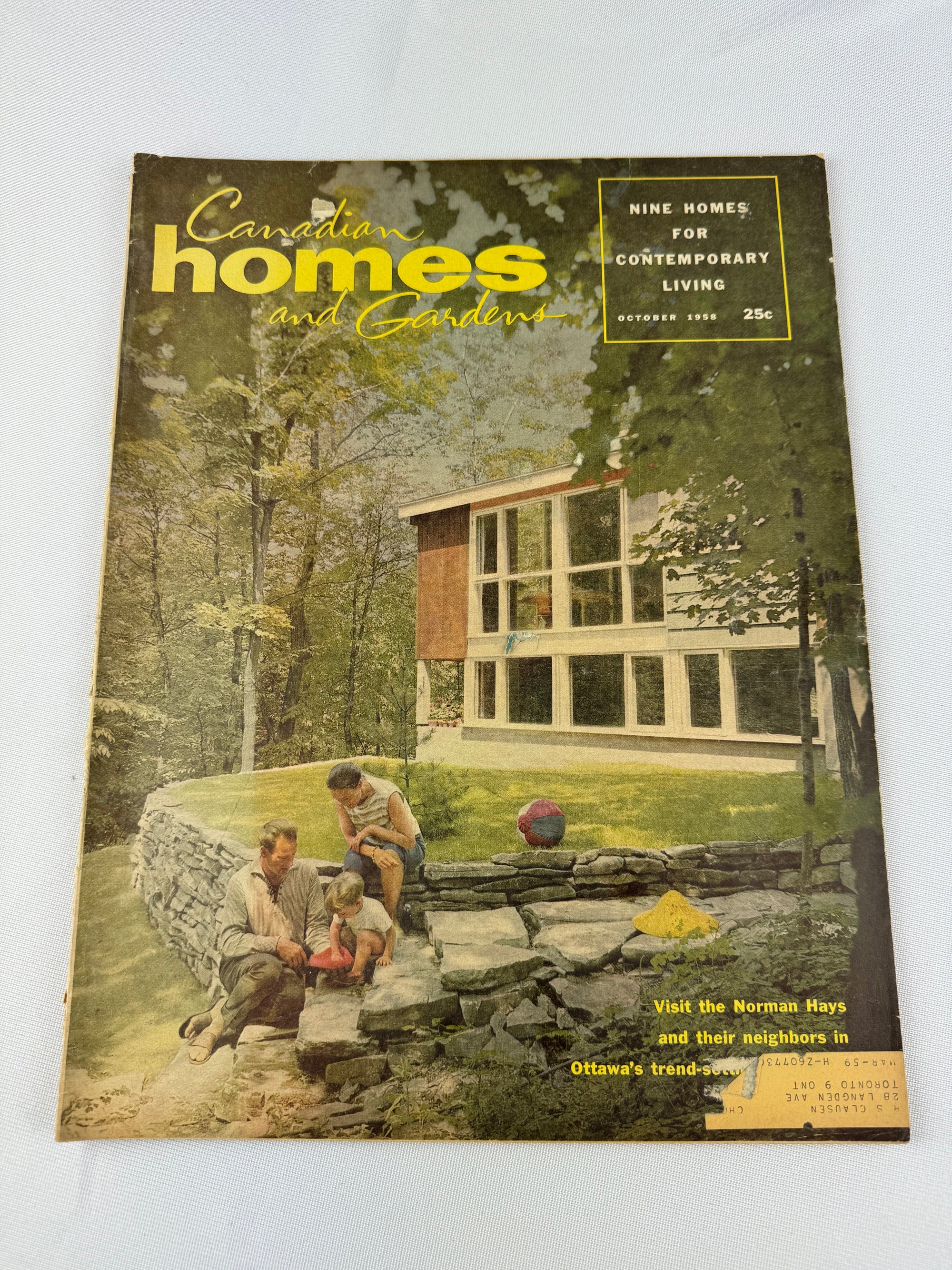 1958 Canadian Homes and Gardens Magazine October Issue