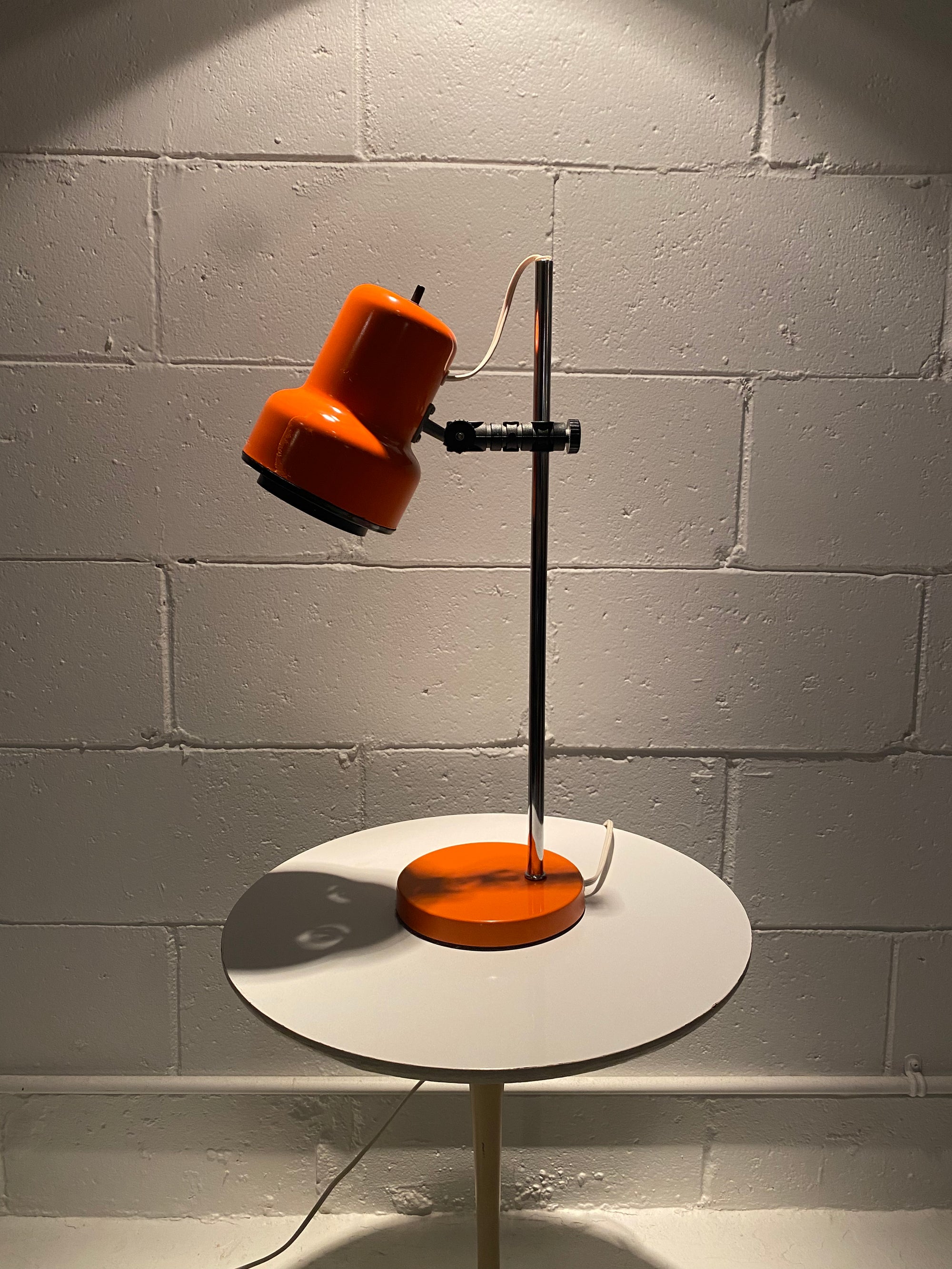 Vintage Orange Desk or Table Lamp Lyskaer