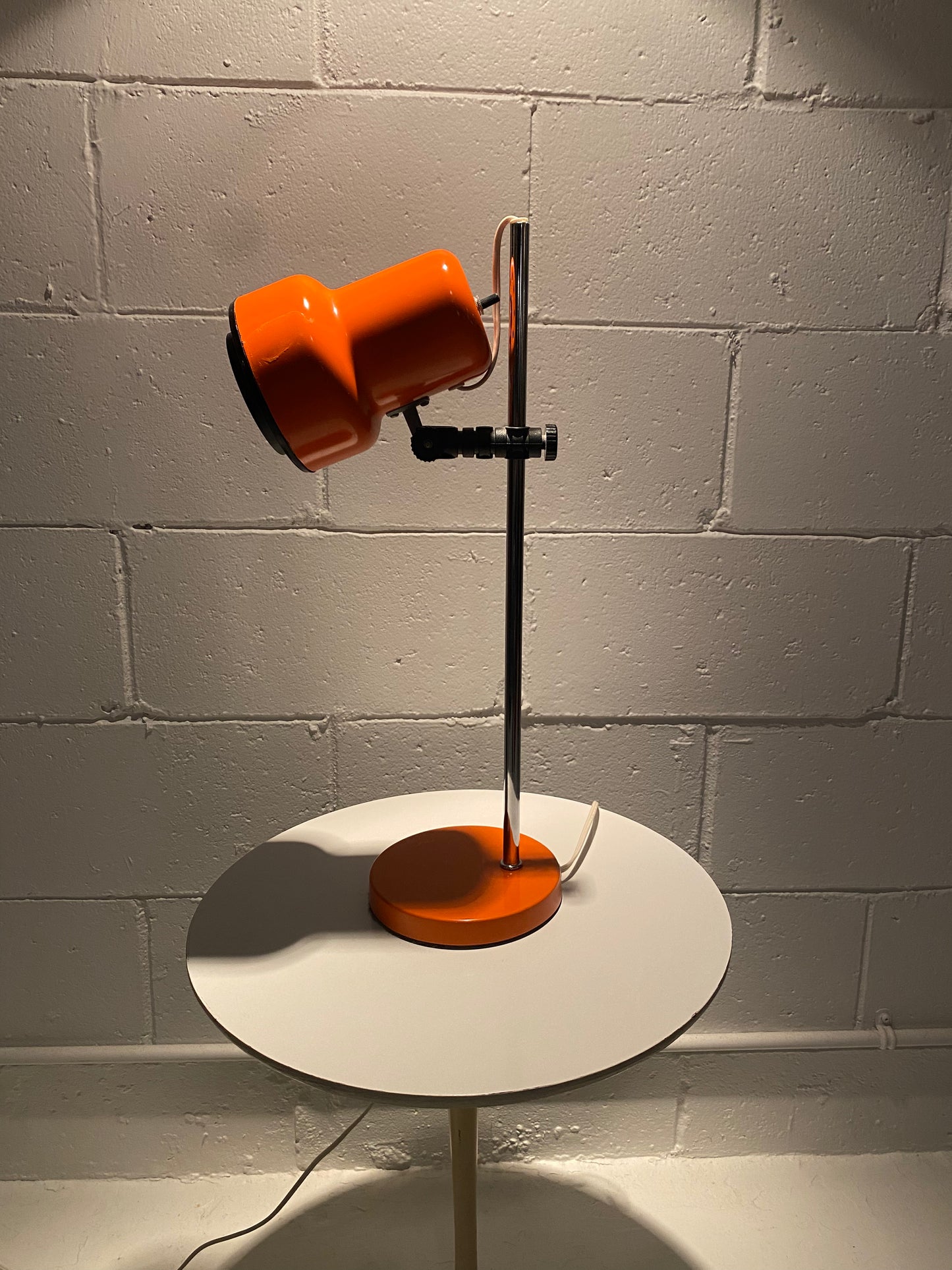 Vintage Orange Desk or Table Lamp Lyskaer