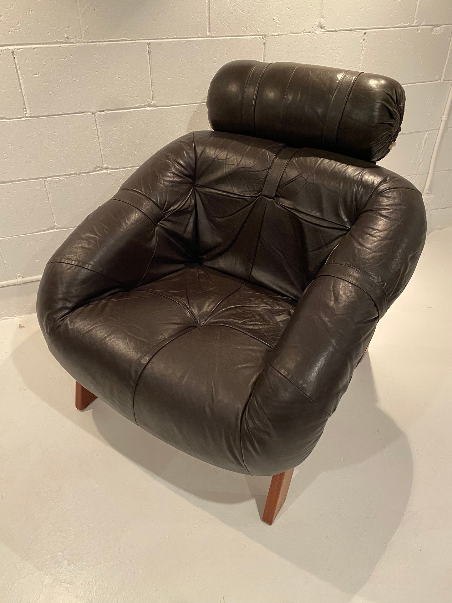 Vintage Moveis Corazza Leather Lounge Chair Brazil