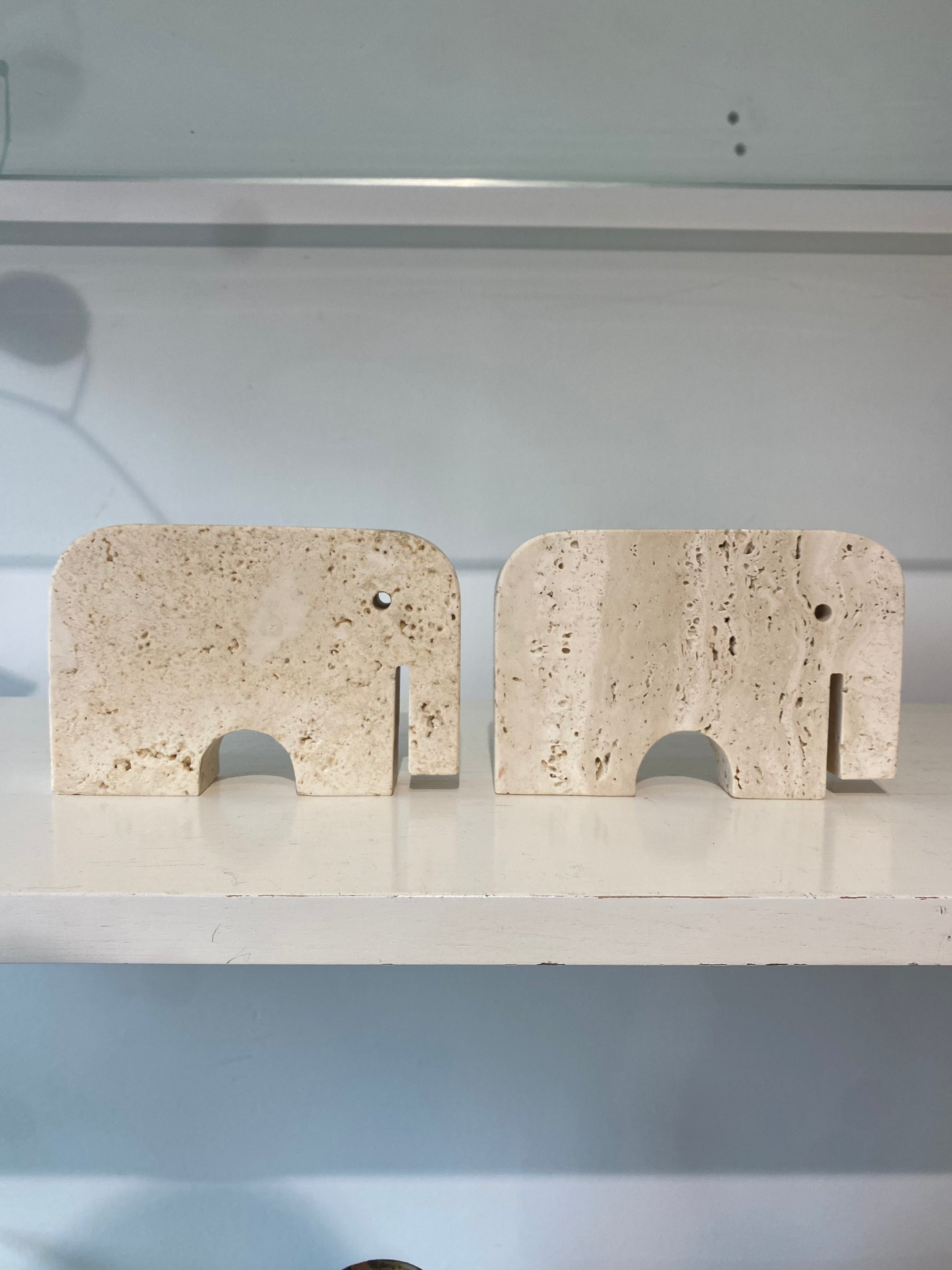 Fratelli Mannelli Travertine Medium Elephant Pair