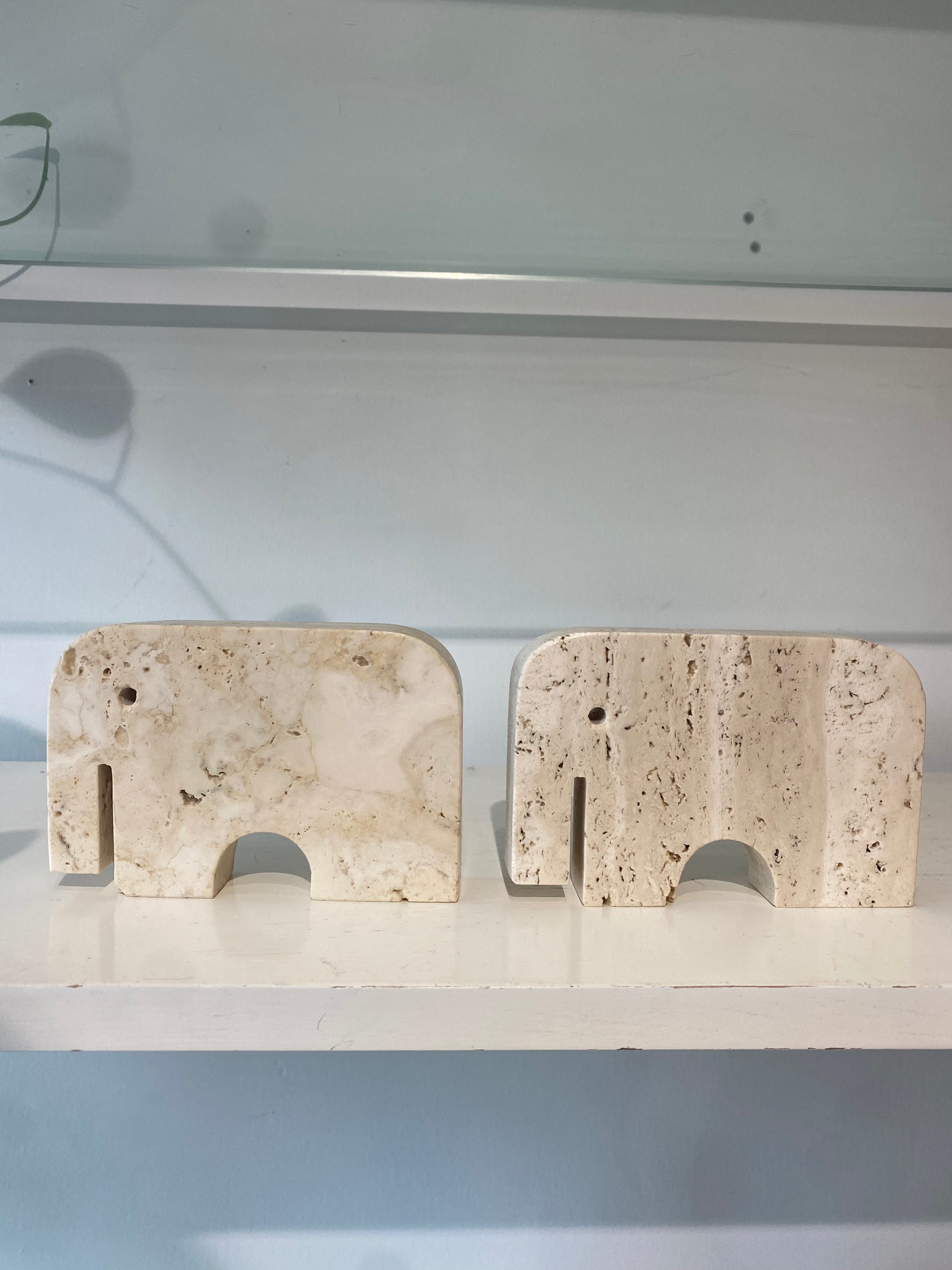 Fratelli Mannelli Travertine Medium Elephant Pair