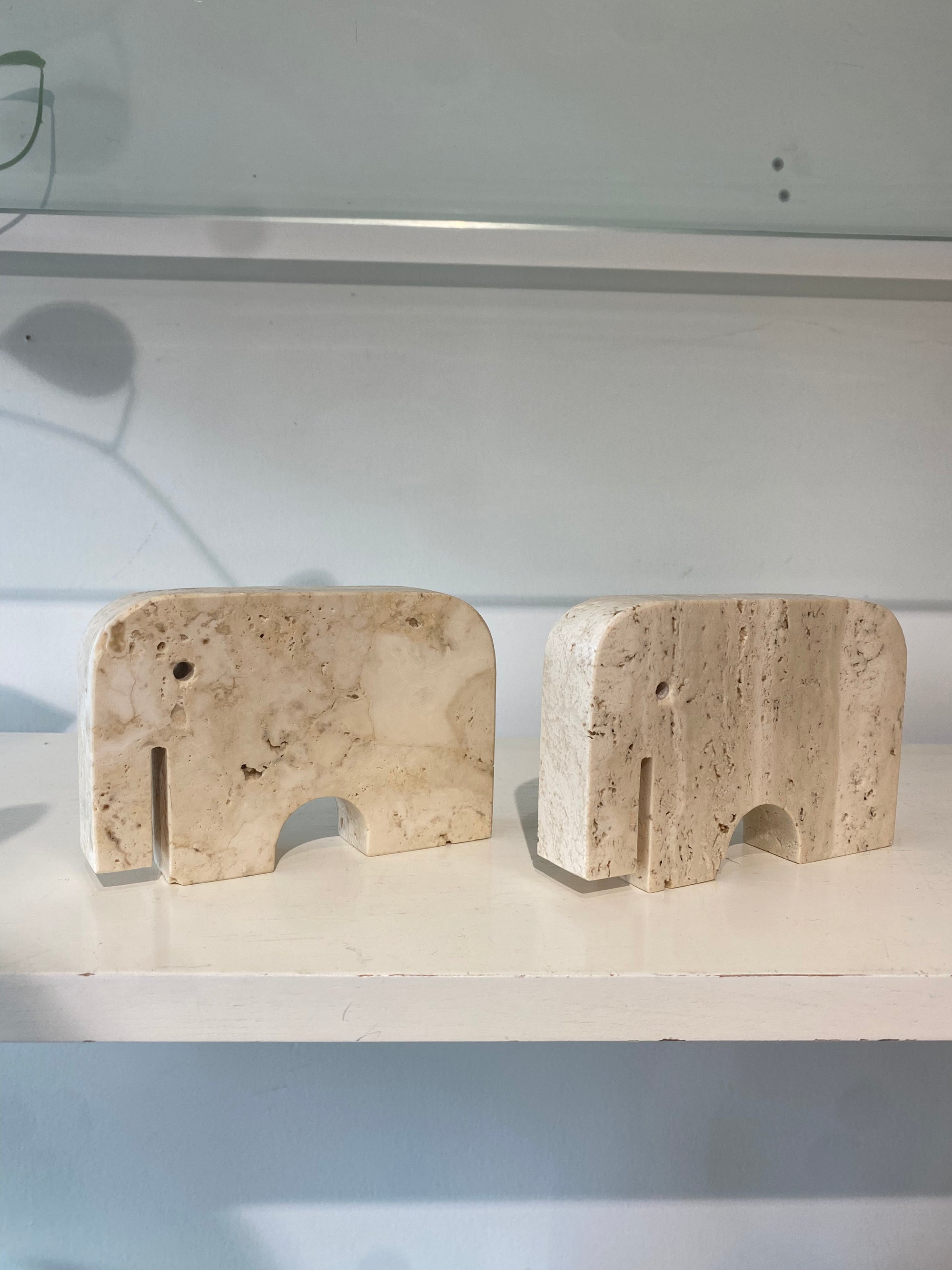 Fratelli Mannelli Travertine Medium Elephant Pair