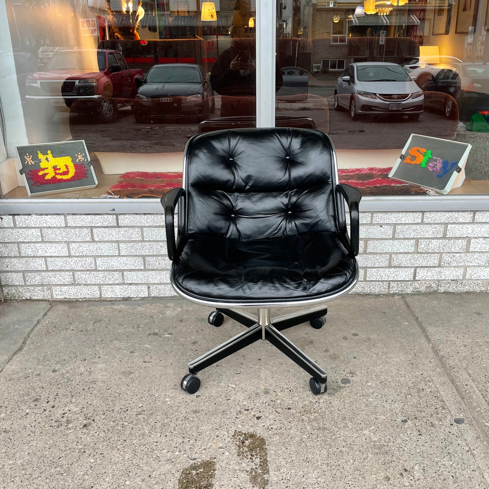 Knoll Pollock Leather Executive Chair