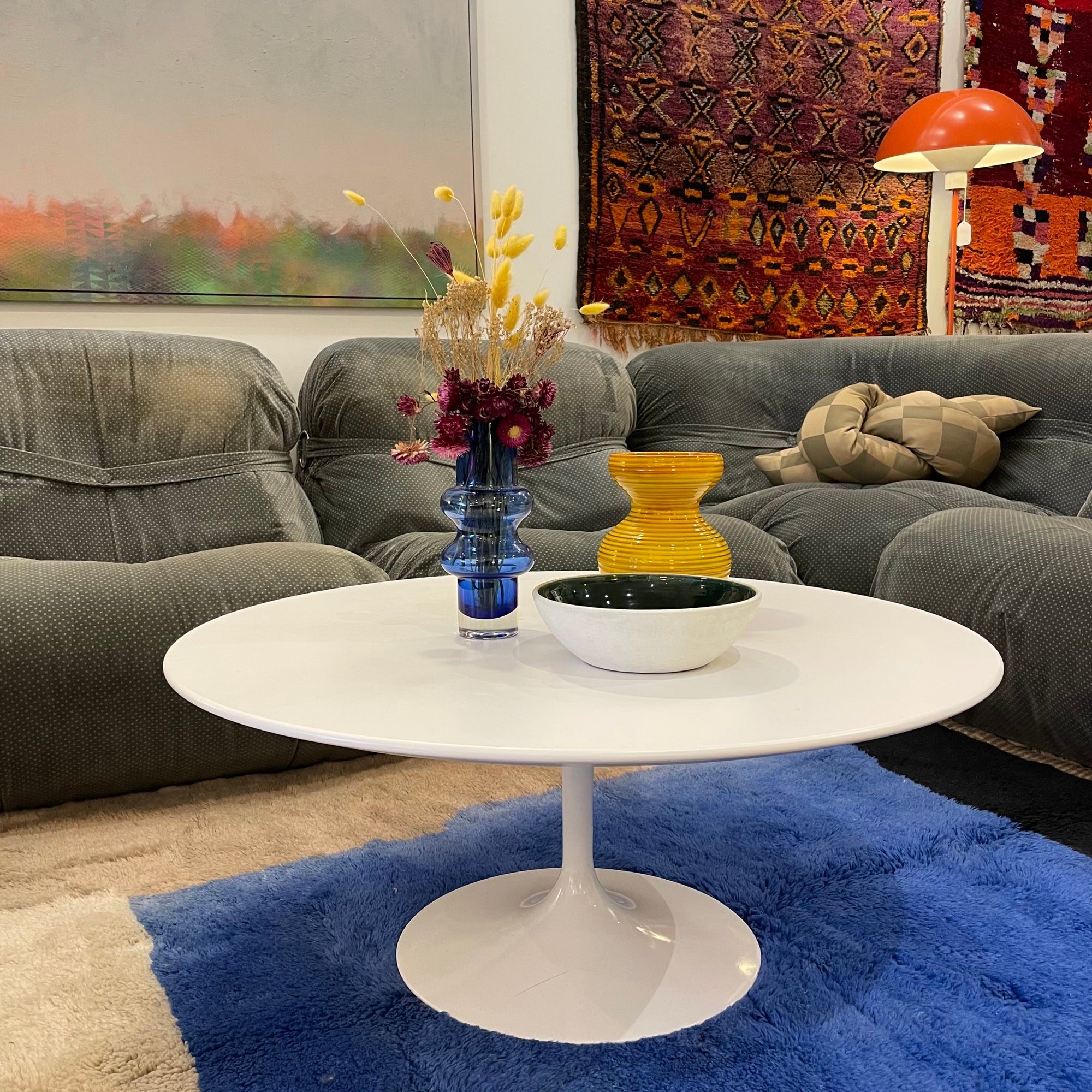 Round Saarinen Tulip Coffee Table