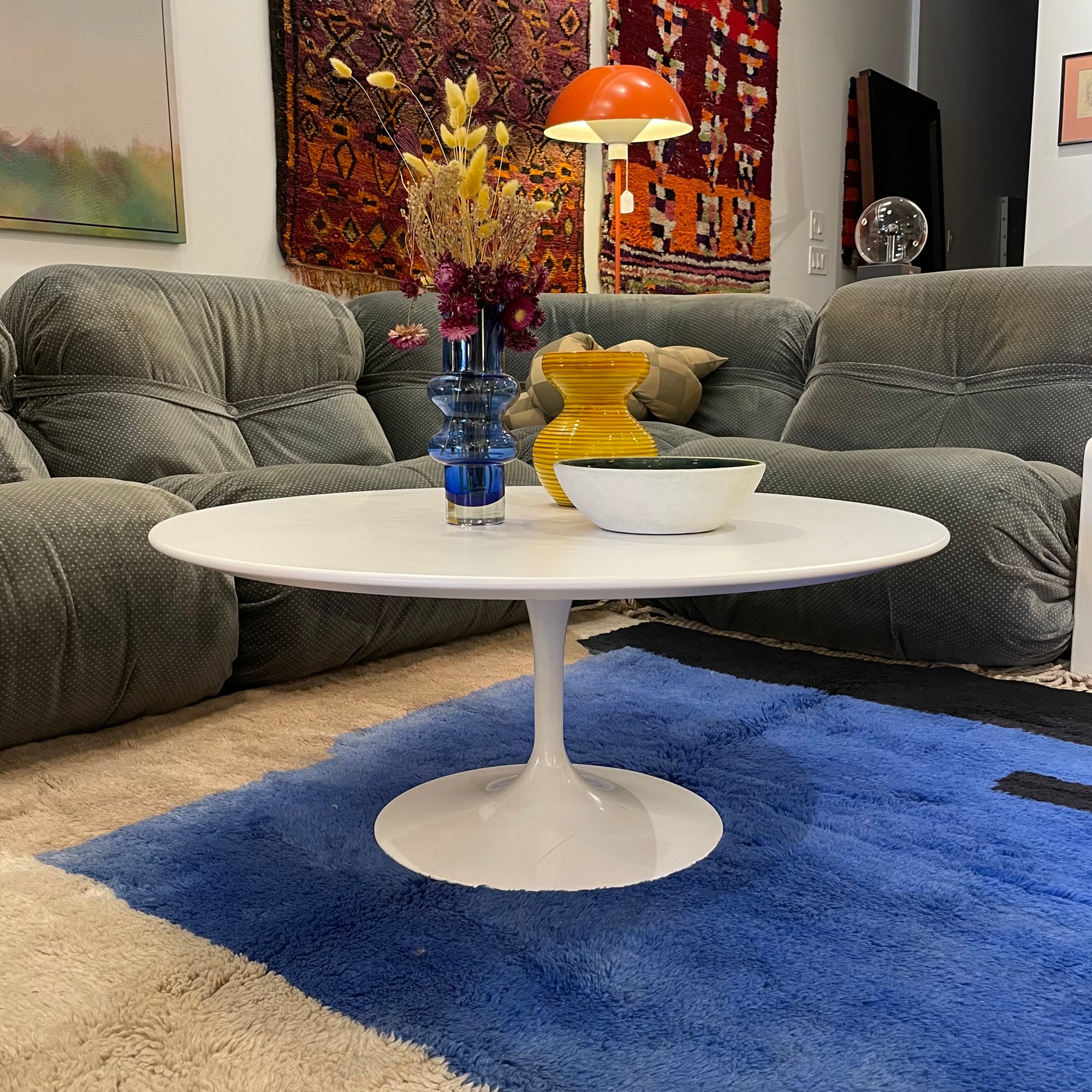 Round Saarinen Tulip Coffee Table