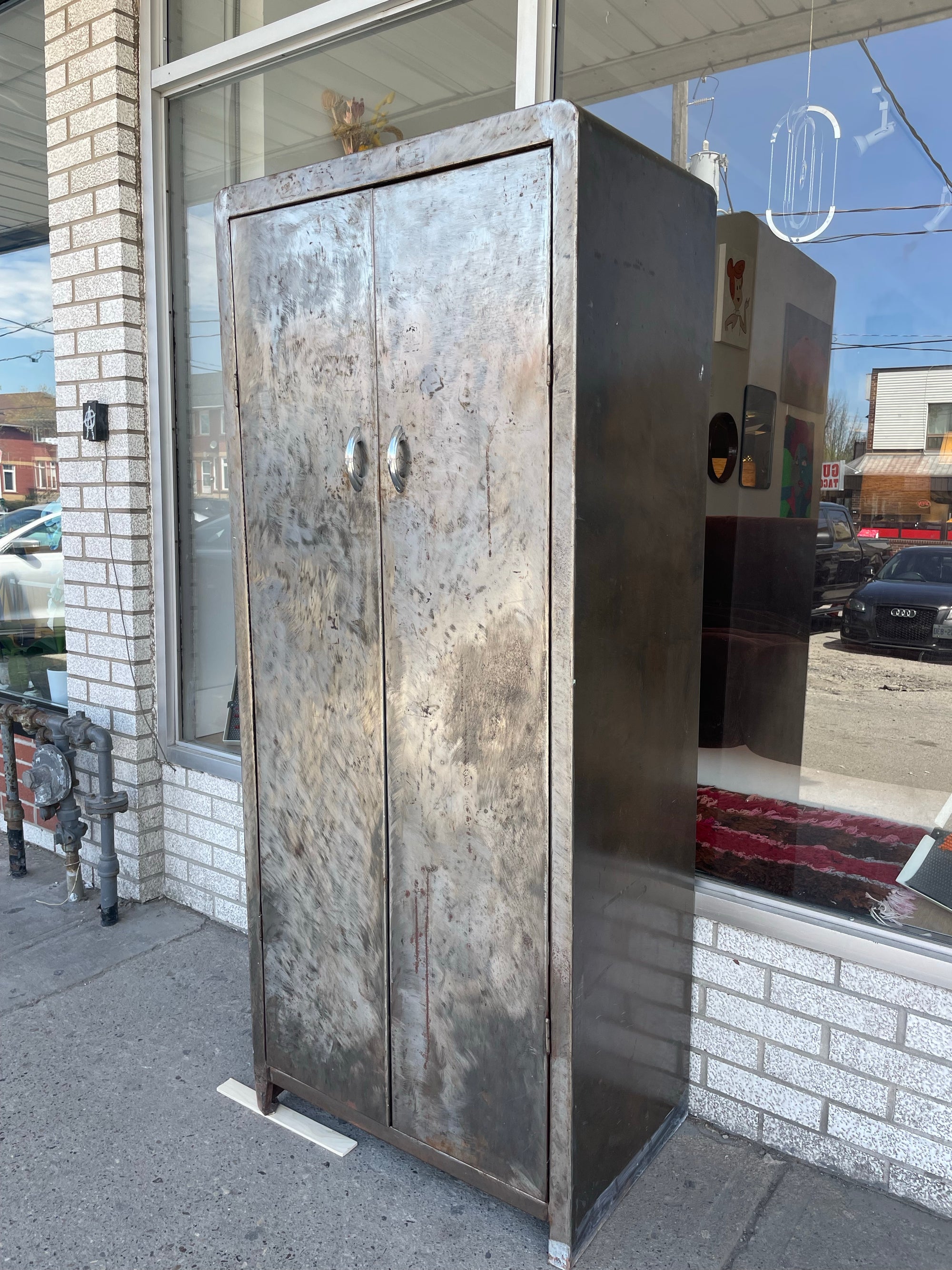 Deco Metal Wardrobe